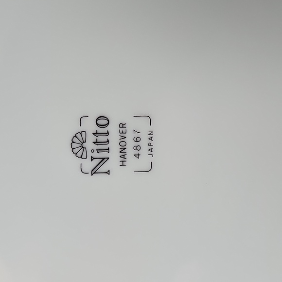 Set of 2 11" Nitto Hanover Plates - Picture 3 of 8